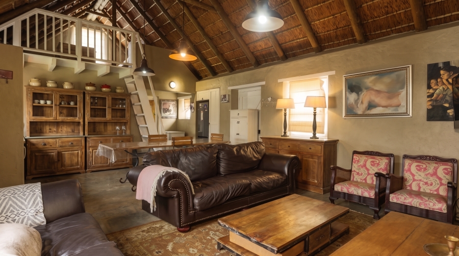 4 Bedroom Property for Sale in Struisbaai Western Cape